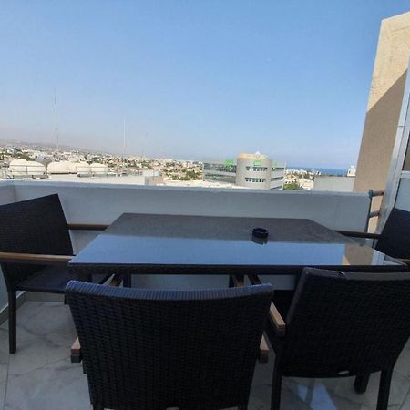 Great Views Apartment. Limassol Ngoại thất bức ảnh