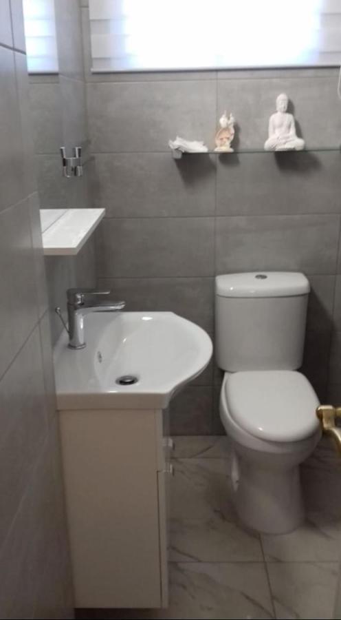 Great Views Apartment. Limassol Ngoại thất bức ảnh