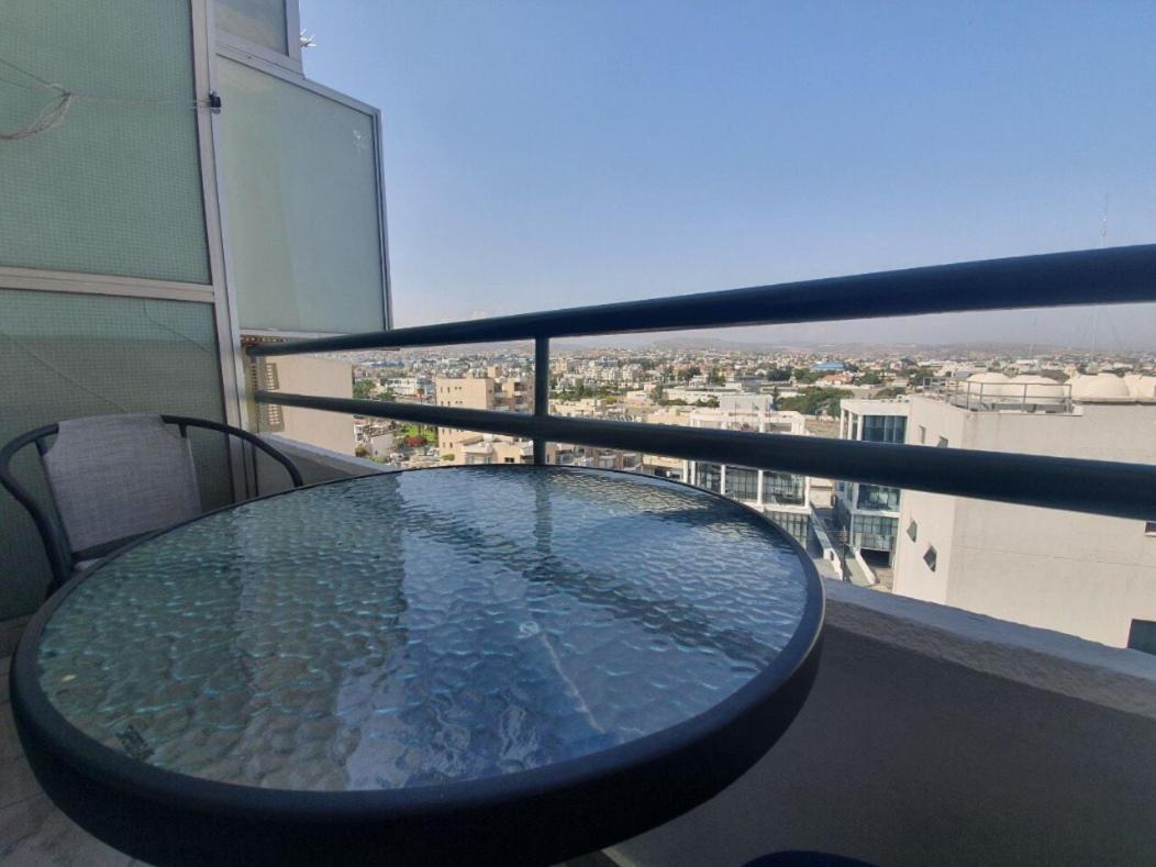 Great Views Apartment. Limassol Ngoại thất bức ảnh