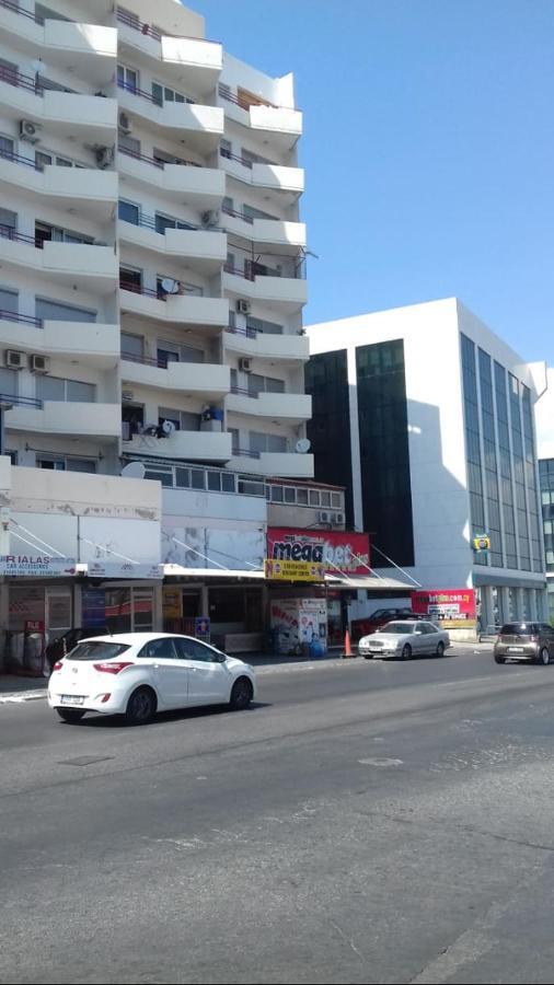Great Views Apartment. Limassol Ngoại thất bức ảnh