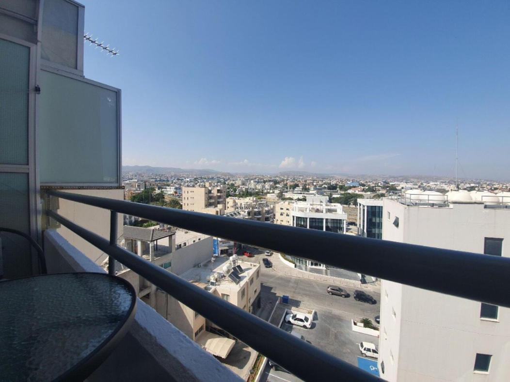Great Views Apartment. Limassol Ngoại thất bức ảnh